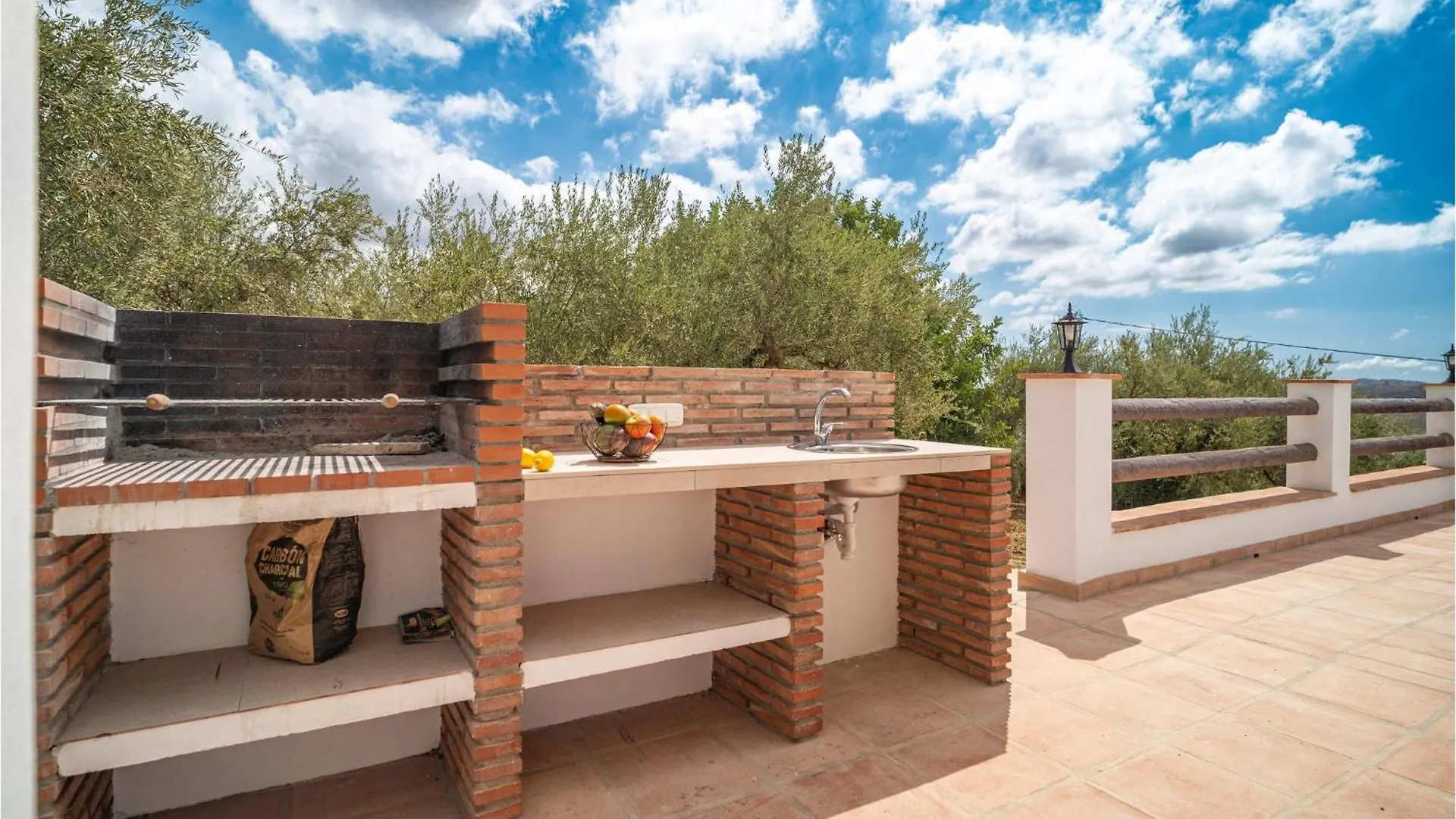 Cozy Home In Periana With Kitchenette Spain