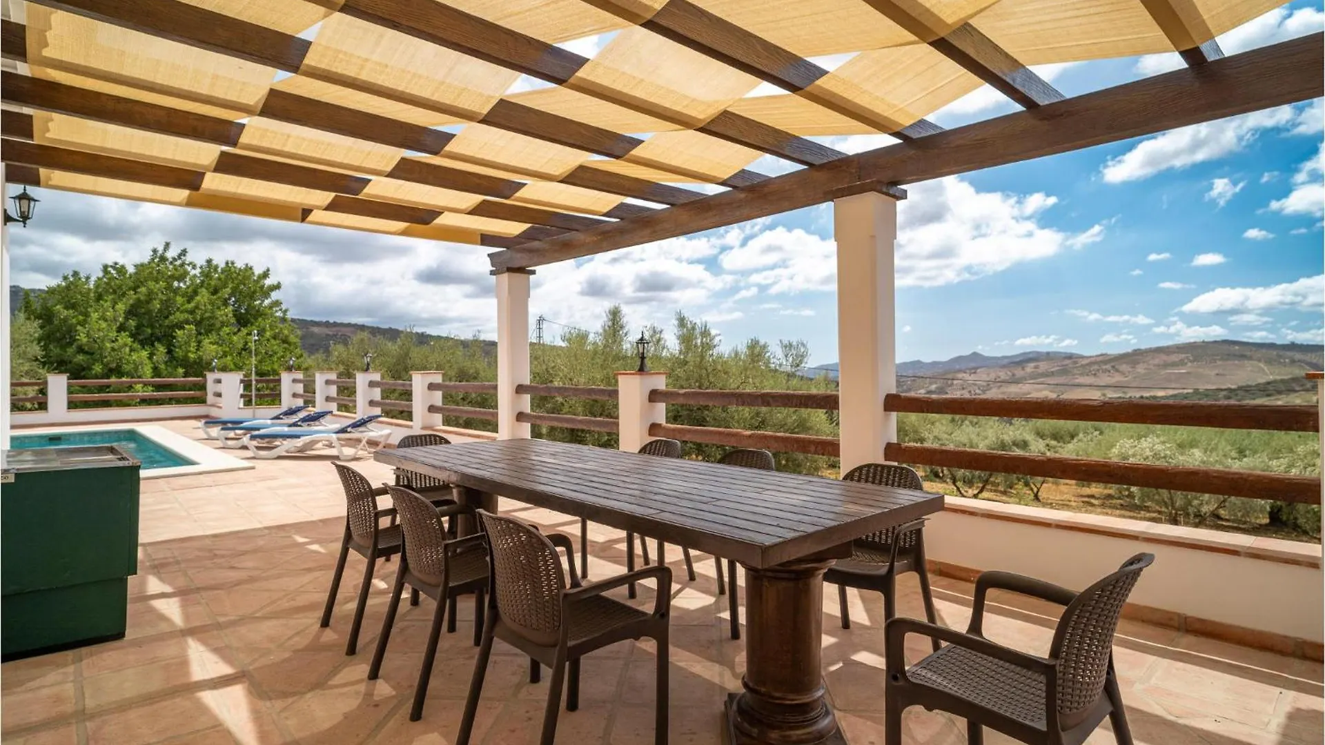 Cozy Home In Periana With Kitchenette Spain